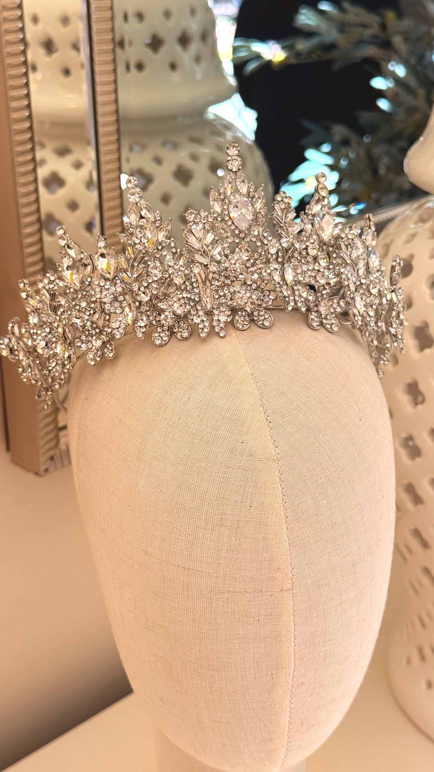 Alessa Tiara