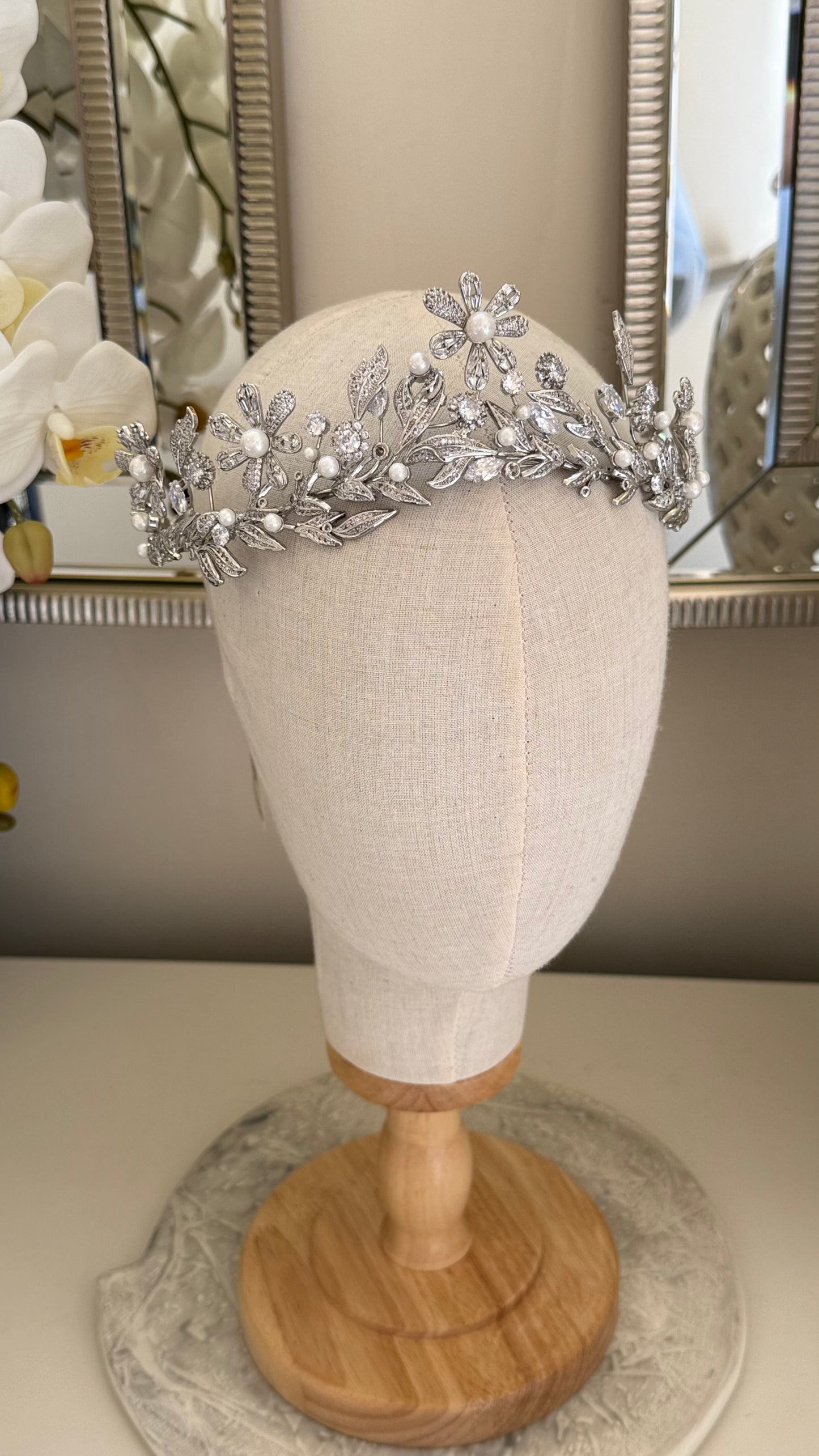 Tiara Flora